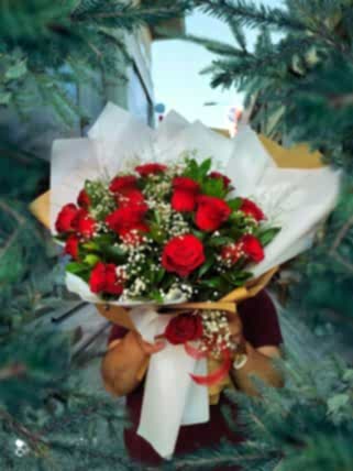 15 adet kırmızı gül buketi